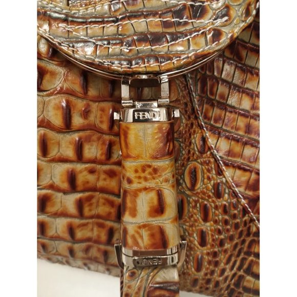 🦄🦄🦄 Vintage Fendi Spy Bag 🦄🦄🦄 - Picture 7 of 12